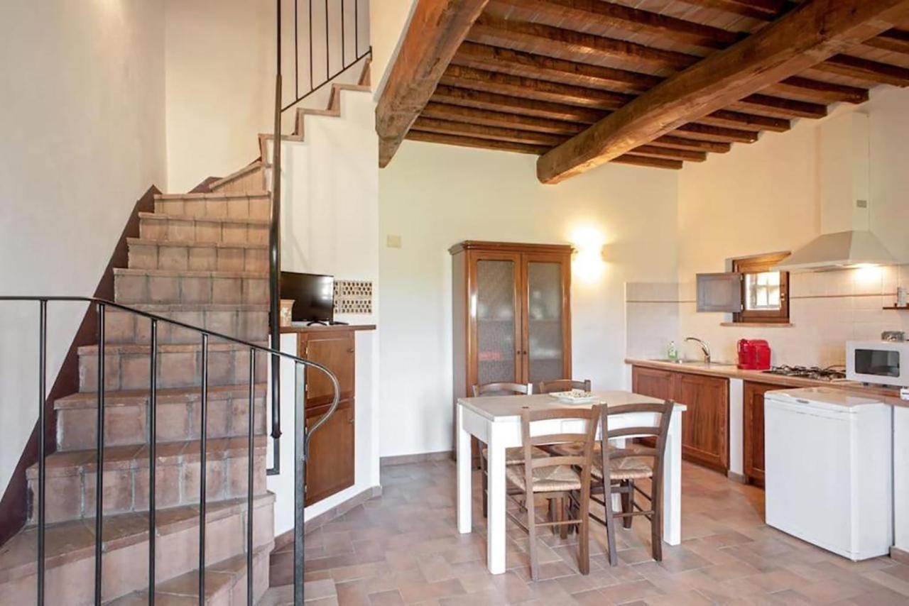 Agriturismo Fattoria Di Statiano ポマランチェ エクステリア 写真