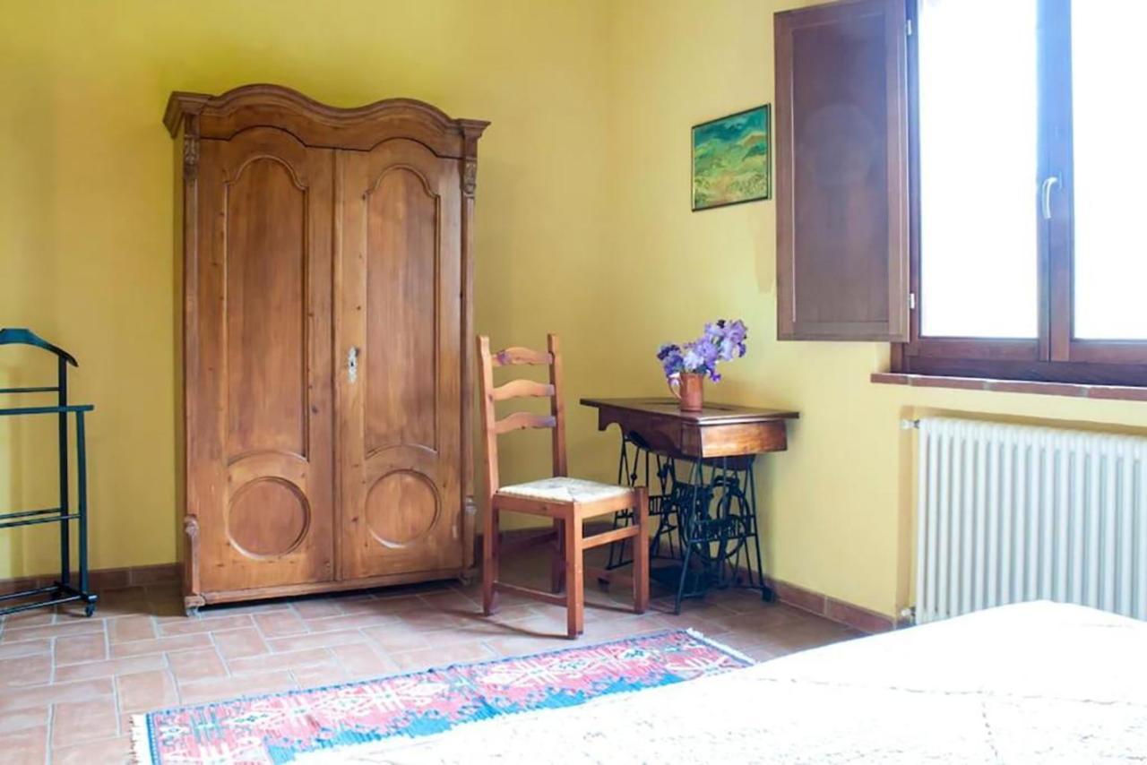 Agriturismo Fattoria Di Statiano ポマランチェ エクステリア 写真