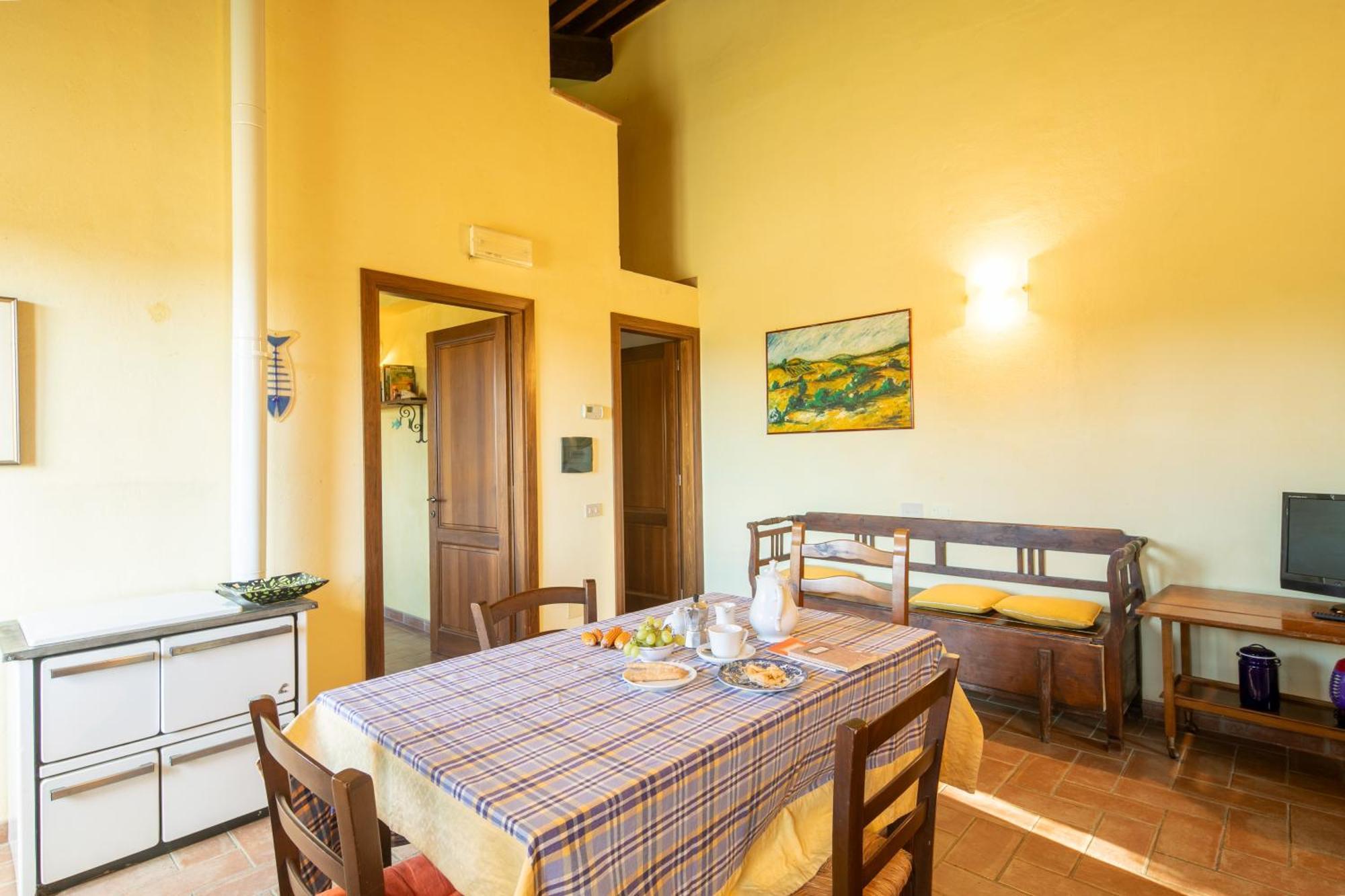 Agriturismo Fattoria Di Statiano ポマランチェ エクステリア 写真